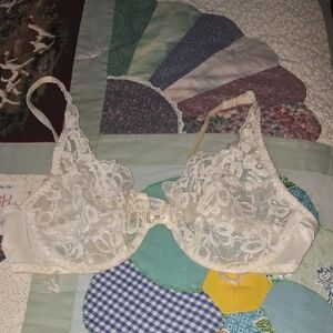 Like NEW, SEXY,Vintage,Floral,White,Lace Women's Bra with Underwire,Sz. 36B